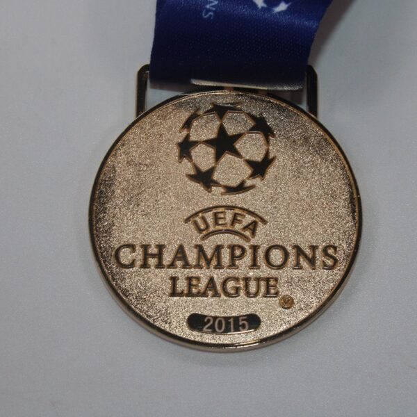 Medalla Final Champions League 14/15