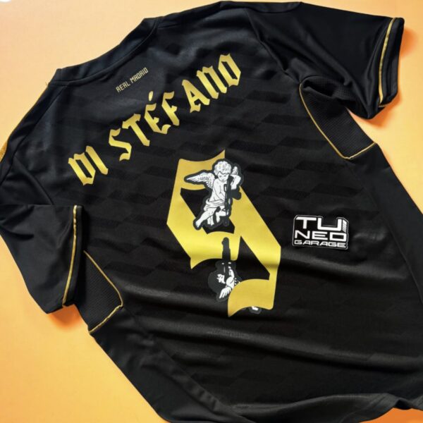 Camiseta retro Real Madrid dorsales especiales