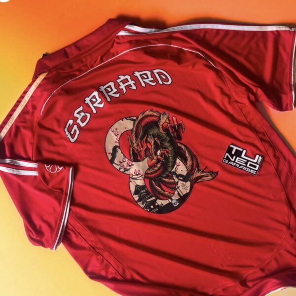 Camiseta retro Liverpool dorsales especiales