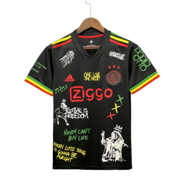 Concepto camiseta Ajax x Bob Marley