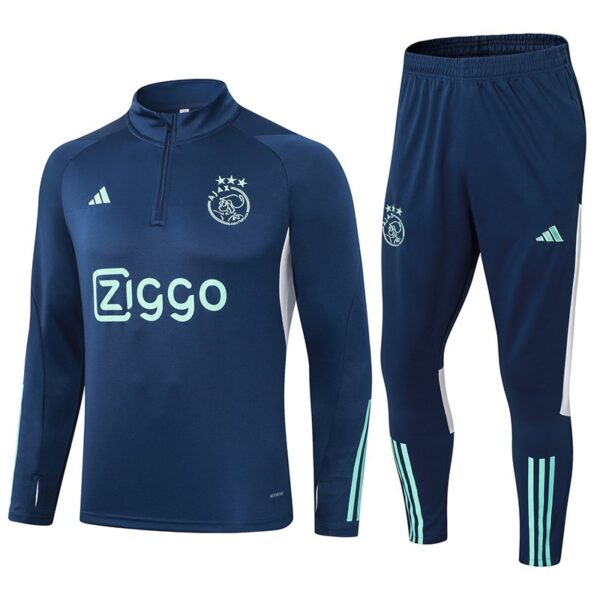 Conjunto entrenamiento Ajax 23/24