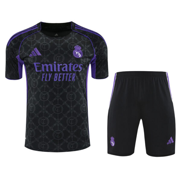 Conjunto de calentamiento Real Madrid negro