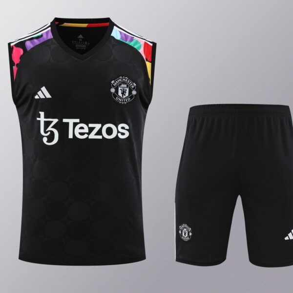 Conjunto tirantes Manchester United negro mangas colores