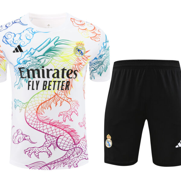 Conjunto de calentamiento Real Madrid dragón arcoíris